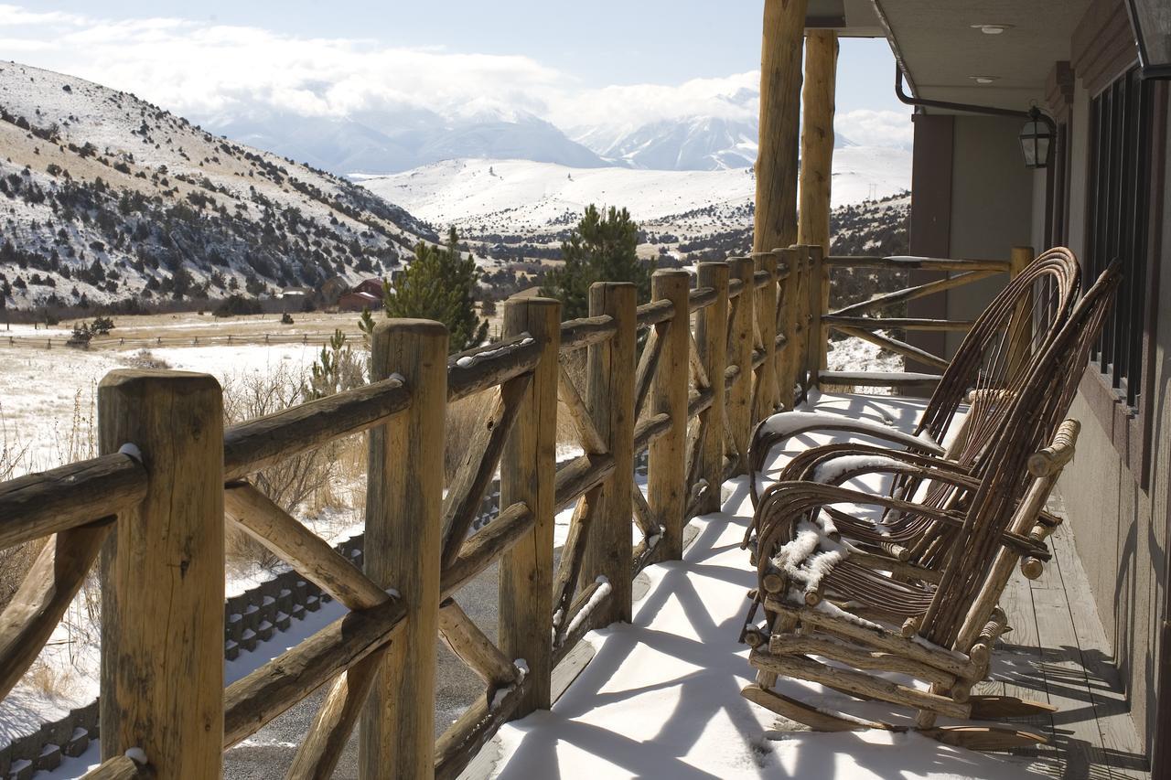 Erik'S Ranch Villa Hoffman Exterior photo