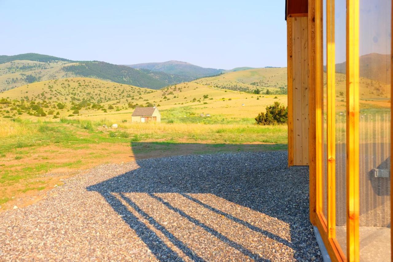 Erik'S Ranch Villa Hoffman Exterior photo